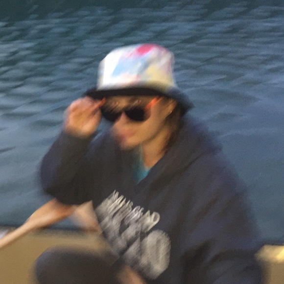 Meet your Posher, Cristina - Picture 1 of 1